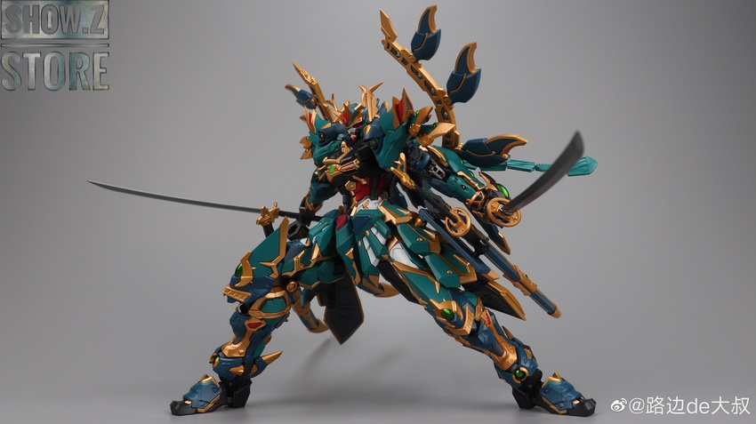 Azure Dragon Gundam combat stance multiple weapon arms Azure Dragon Gundam combat stance multiple weapon arms