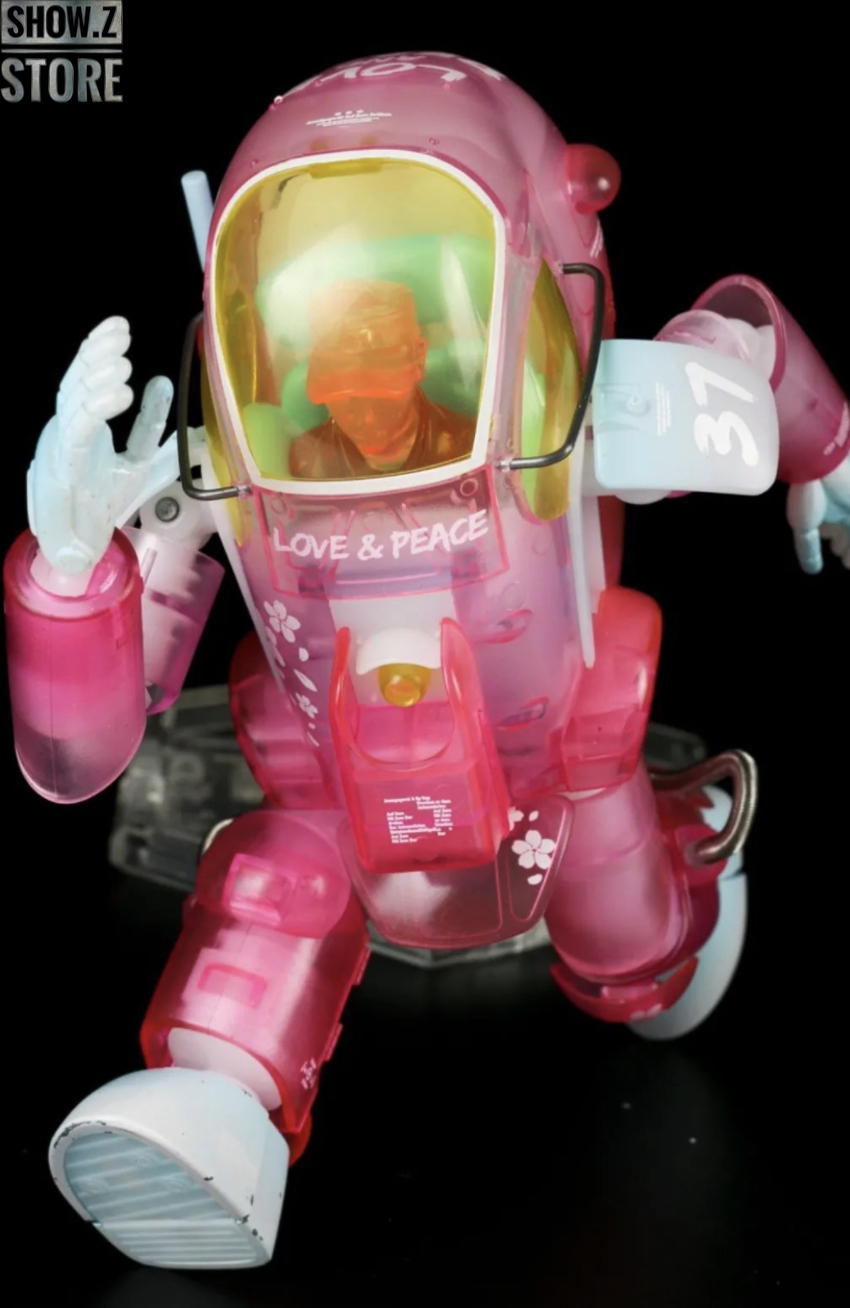 Pink mecha back view with detail Pink mecha back view with detail