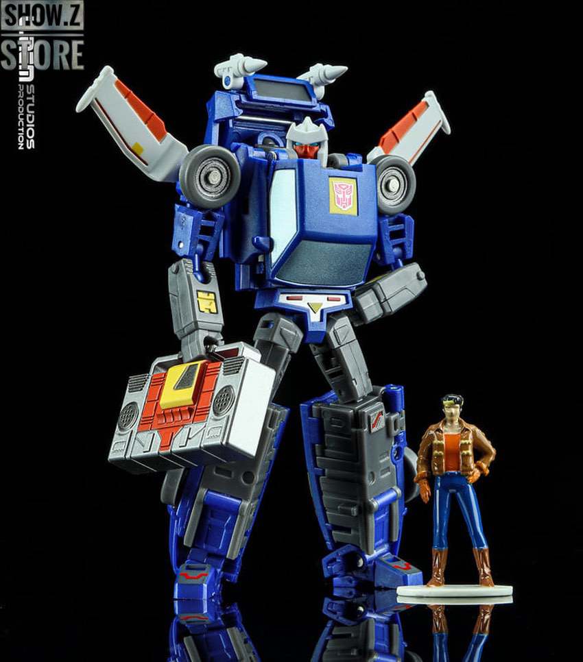 MechFansToys Mech Soul MS-25 Flywheel blue robot with white pilot figure MechFansToys Mech Soul MS-25 Flywheel blue robot with white pilot figure