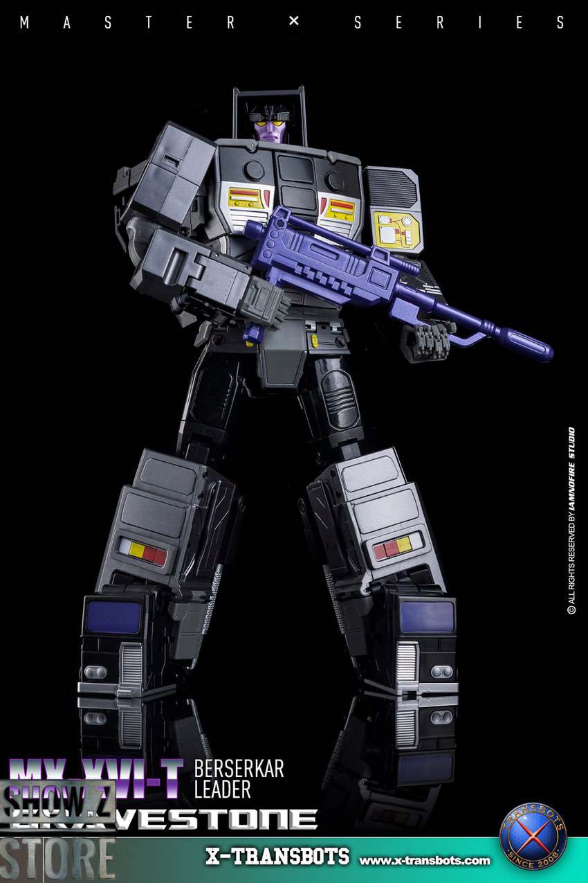 Purple and black Motormaster truck mode with rifle Purple and black Motormaster truck mode with rifle