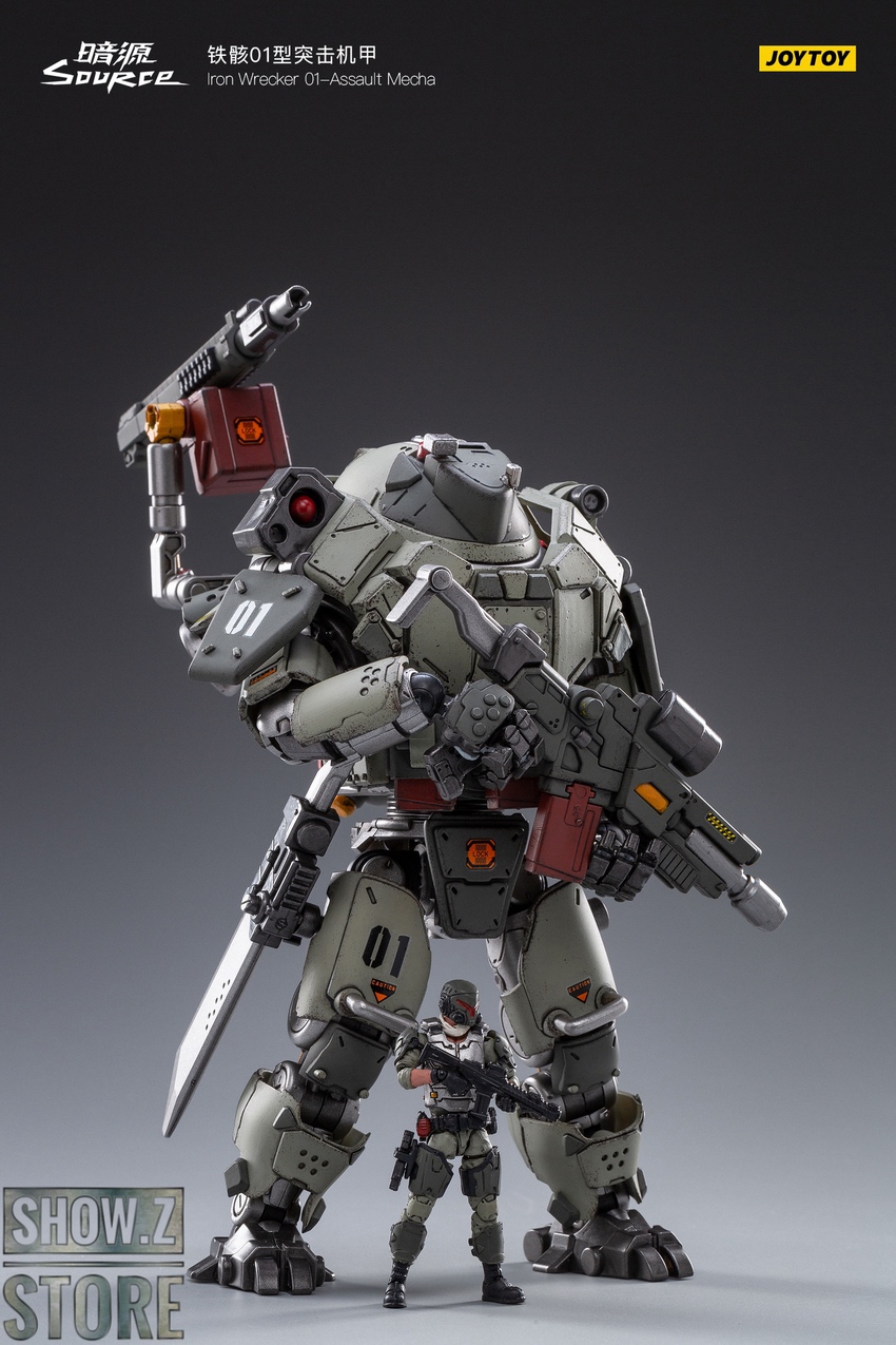 Heavy mecha detailed weapons display Heavy mecha detailed weapons display