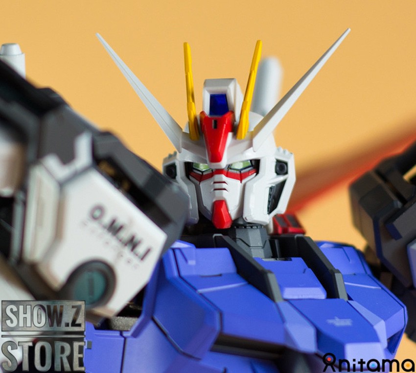 GAT-X105 robot head unit detail GAT-X105 robot head unit detail