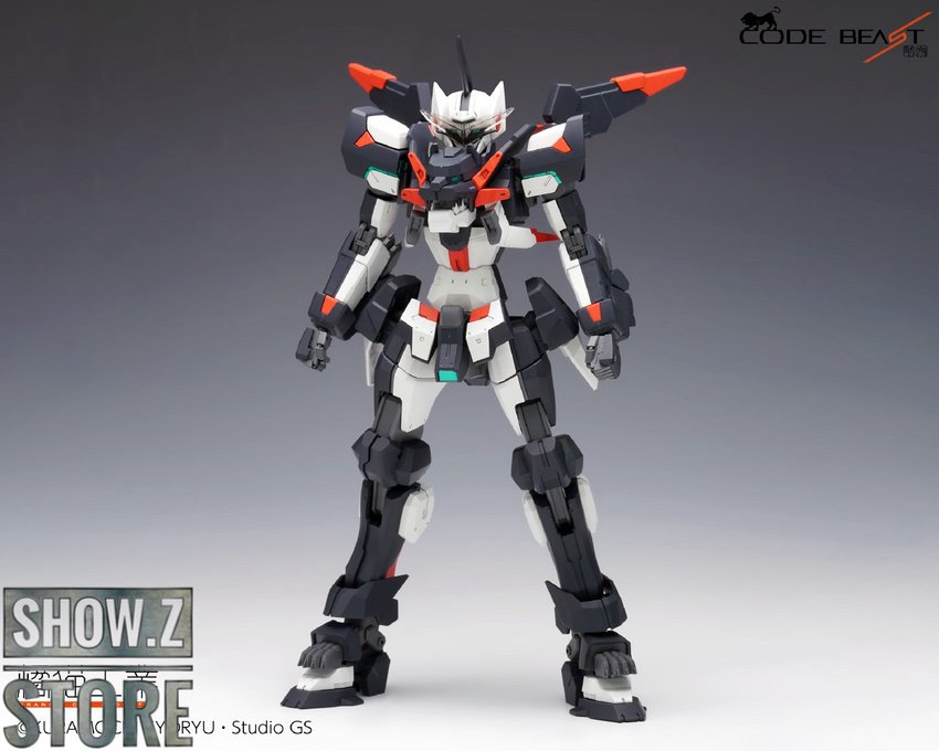 Orange Cat Code Beast Hundred Edge white robot back view full Orange Cat Code Beast Hundred Edge white robot back view full