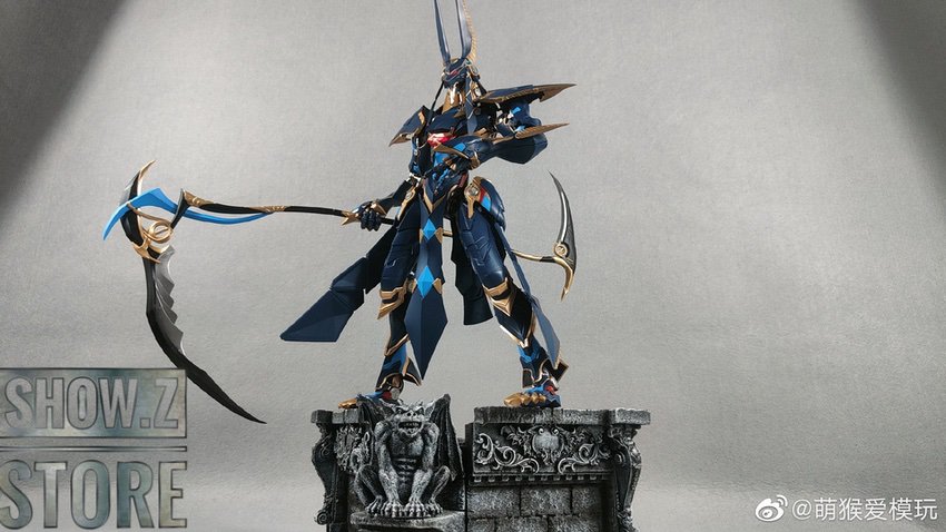 Detailed armor side angle view Detailed armor side angle view