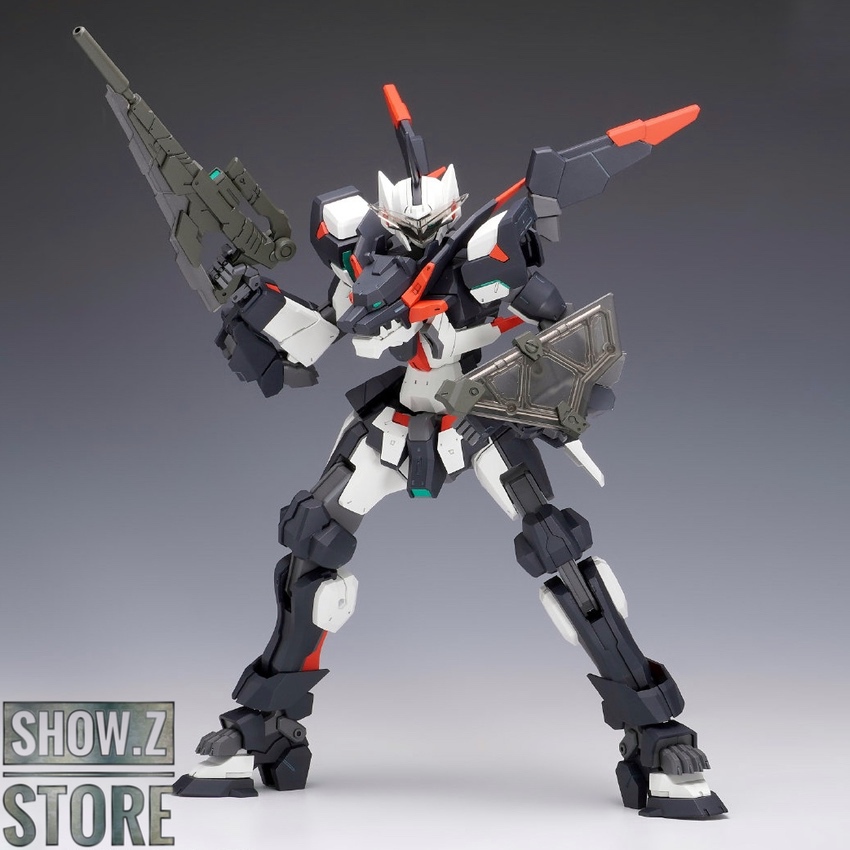Orange Cat Code Beast Hundred Edge white black red robot pose Orange Cat Code Beast Hundred Edge white black red robot pose