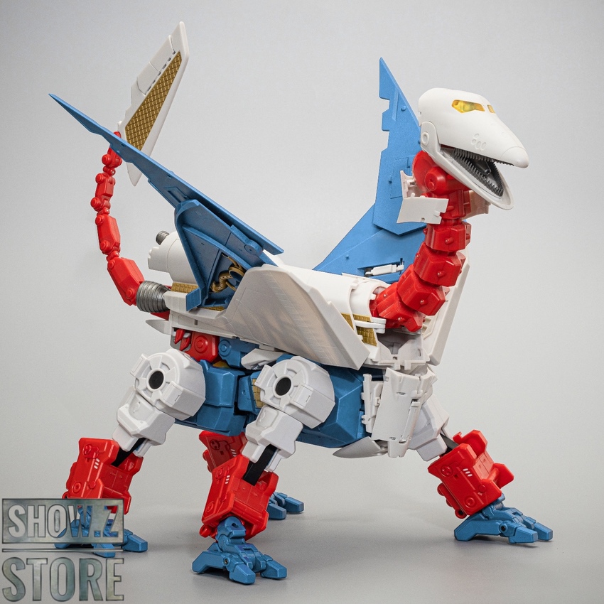 MMC Magna Inventa Sky Lynx Animation blue red white display MMC Magna Inventa Sky Lynx Animation blue red white display