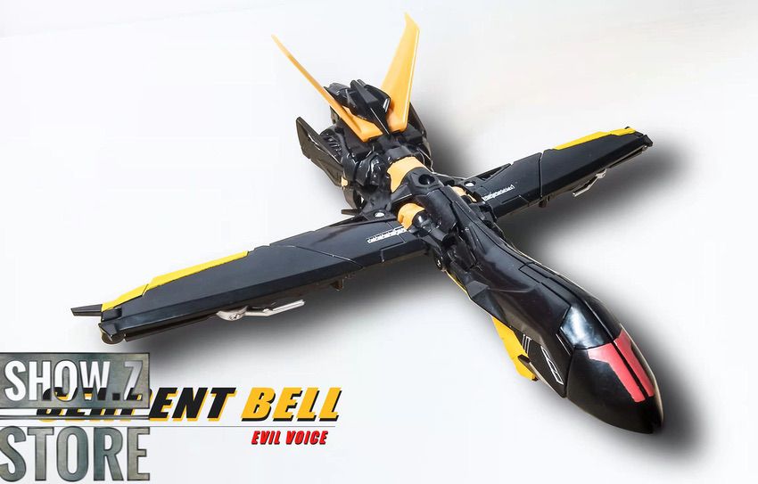 Soundwave jet aircraft mode black yellow Soundwave jet aircraft mode black yellow