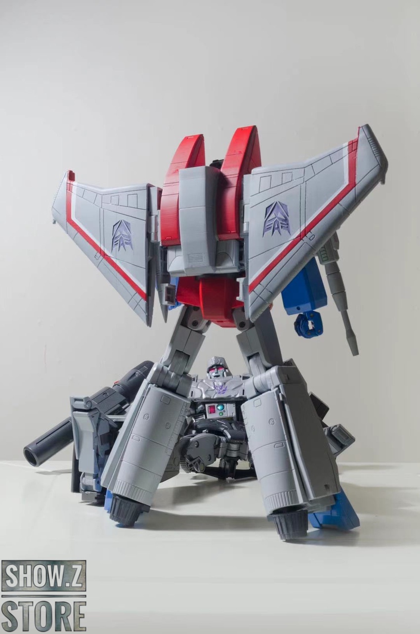 DS-01 Starscream upgrade kit showing armor configuration display DS-01 Starscream upgrade kit showing armor configuration display