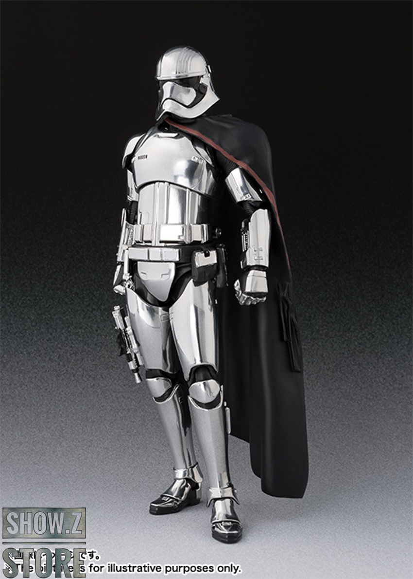 SHF Captain Phasma white armor back view cape display SHF Captain Phasma white armor back view cape display