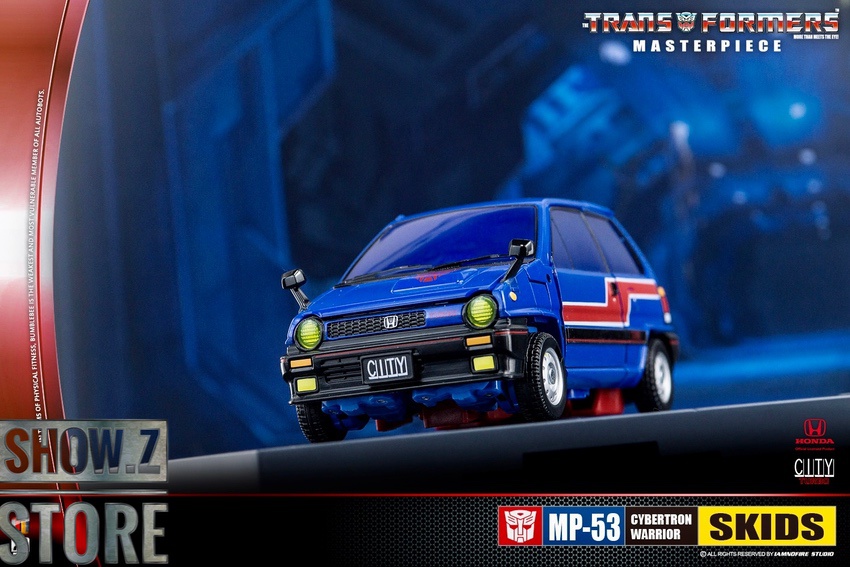 MP-53 Skids in robot transformation mode MP-53 Skids in robot transformation mode