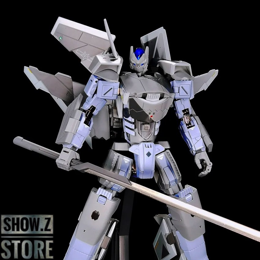Sci-Figure Weapon Upgrade Kit Lumitent green red sprue display Sci-Figure Weapon Upgrade Kit Lumitent green red sprue display