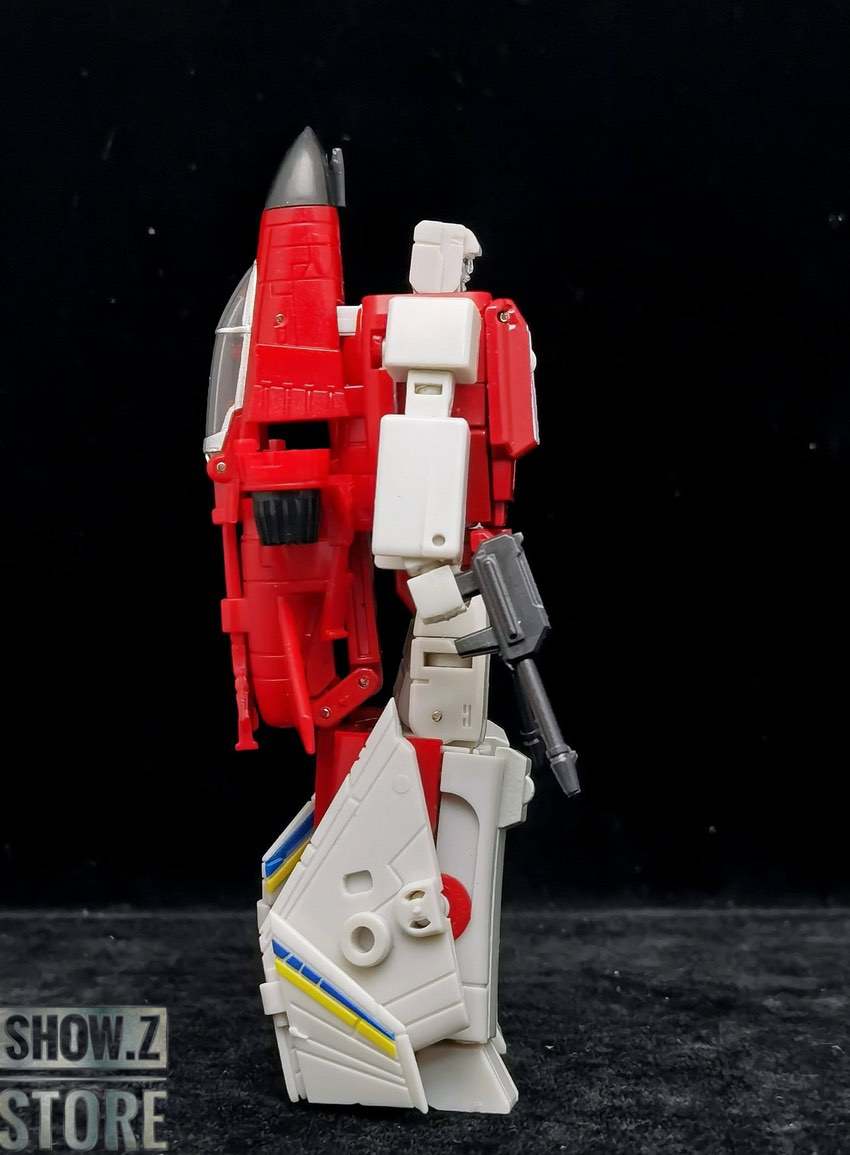Zeta Flyfire robot arms raised dynamic action pose display Zeta Flyfire robot arms raised dynamic action pose display