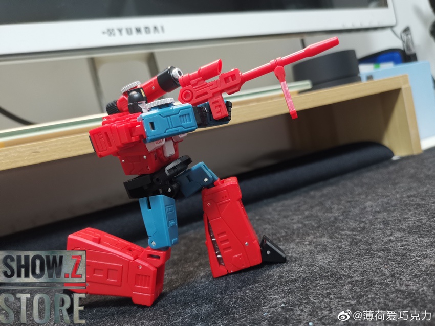 MechFansToys Perceptor red blue robot charging cannon weapon MechFansToys Perceptor red blue robot charging cannon weapon