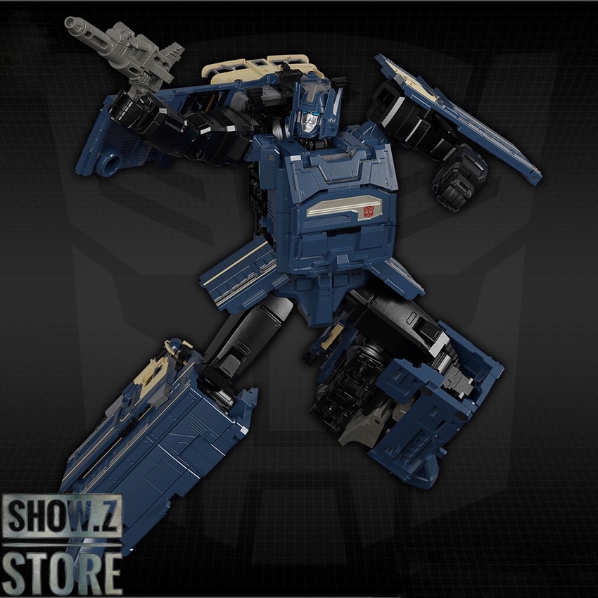 Masterpiece Getsuei robot action pose extended limbs weapons Masterpiece Getsuei robot action pose extended limbs weapons