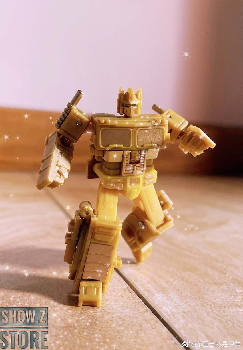 Dr.Wu Optimus Prime Golden Version complete yellow trailer Dr.Wu Optimus Prime Golden Version complete yellow trailer