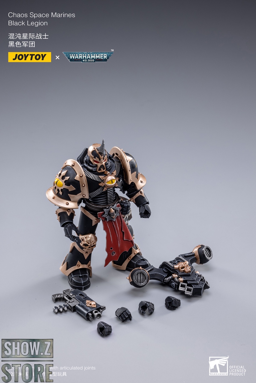 Figure alternate hands multiple weapons configuration options Figure alternate hands multiple weapons configuration options