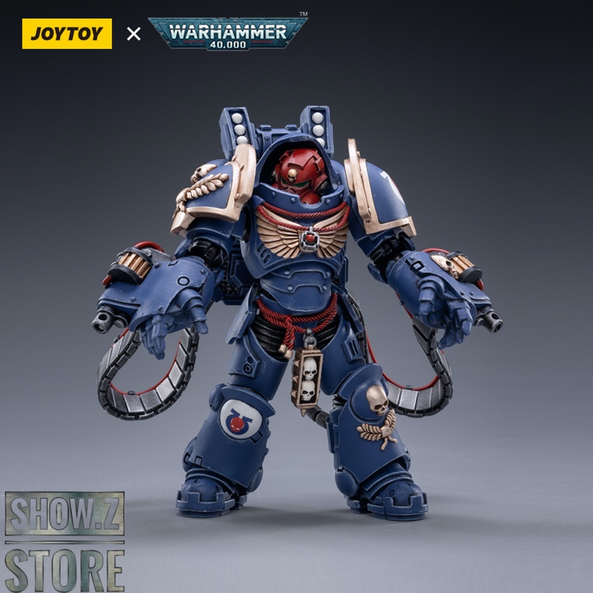 Three-figure set interchangeable weapons armor modules display Three-figure set interchangeable weapons armor modules display