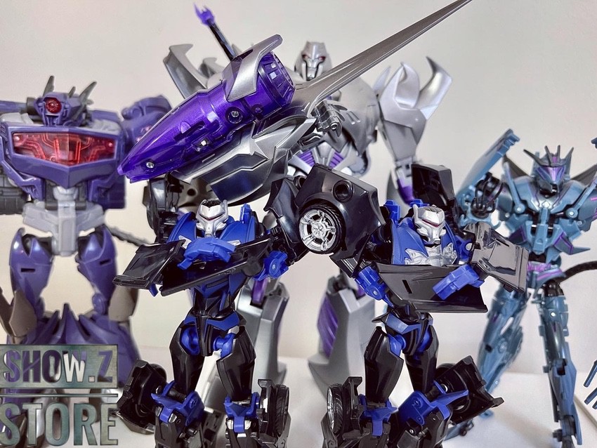 Galaxy Mob Vehicon TFP robot dynamic action pose display Galaxy Mob Vehicon TFP robot dynamic action pose display