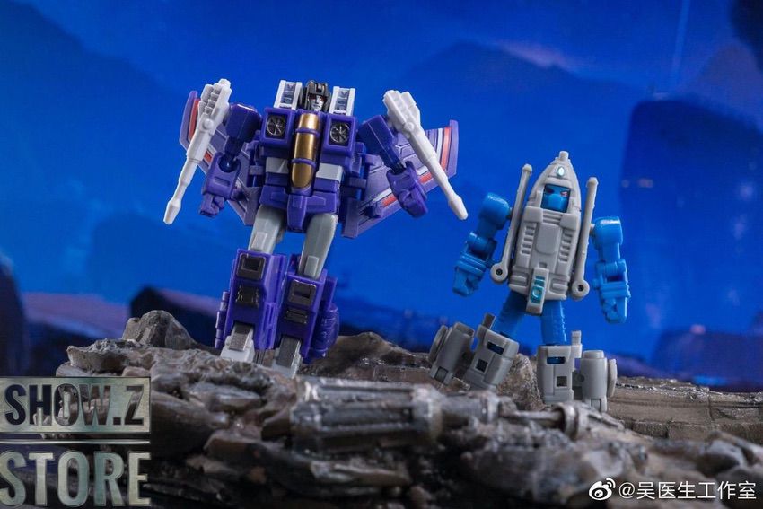 Dr.Wu Sky Ghost Powerglide Bitstream blue white robot pair Dr.Wu Sky Ghost Powerglide Bitstream blue white robot pair