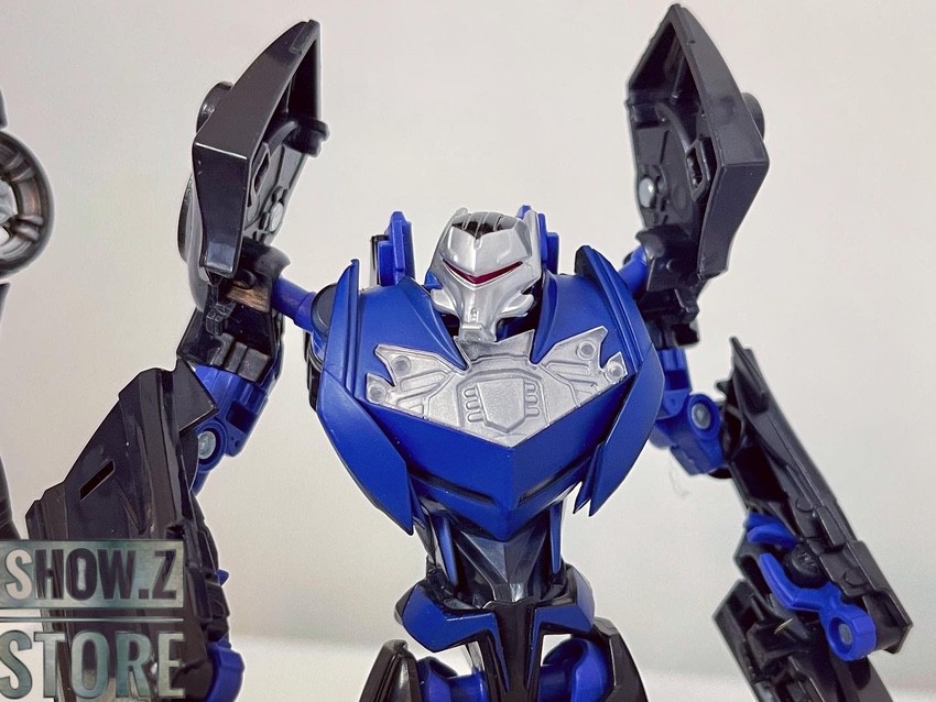 APC Toys Galaxy Mob Vehicon blue gold robot front pose APC Toys Galaxy Mob Vehicon blue gold robot front pose