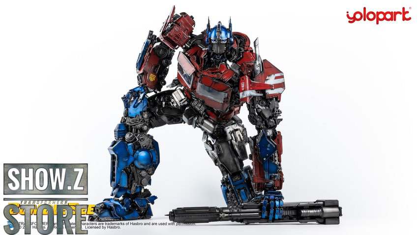 YoloPark Optimus Prime robot side view red blue armor display YoloPark Optimus Prime robot side view red blue armor display