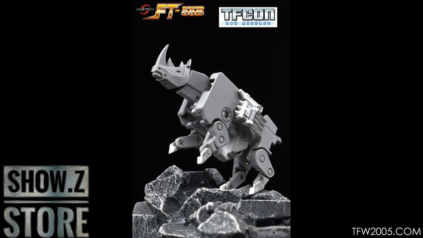 FansToys Steeljaw Ramhorn Eject robot figures beast mode display FansToys Steeljaw Ramhorn Eject robot figures beast mode display