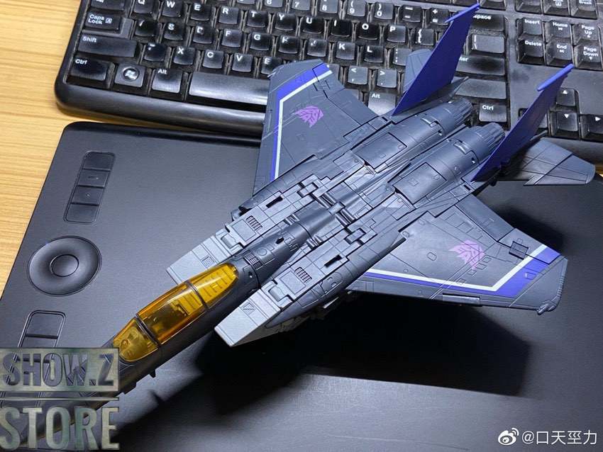 Eagle Skywarp aircraft mode gold blue accents display Eagle Skywarp aircraft mode gold blue accents display