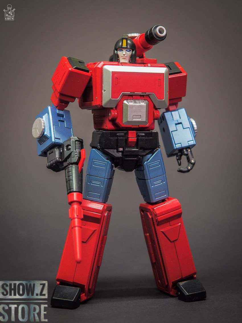 Detailed robot stance with articulated limbs Detailed robot stance with articulated limbs