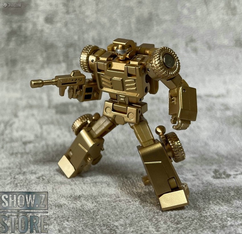 Newage Beachcomber Golden Lagoon front standing pose articulated Newage Beachcomber Golden Lagoon front standing pose articulated