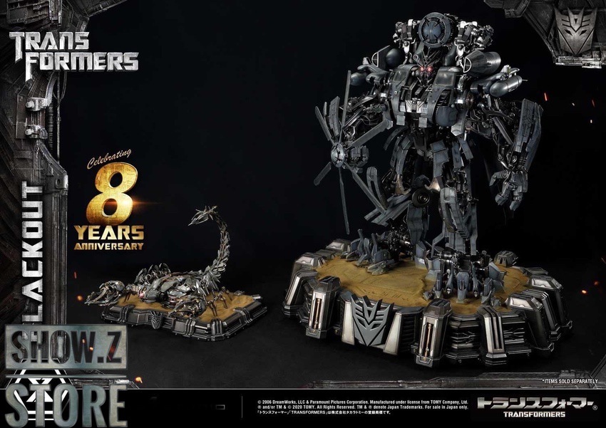 HEAT Studio Transformers Blackout custom statue front facing view HEAT Studio Transformers Blackout custom statue front facing view