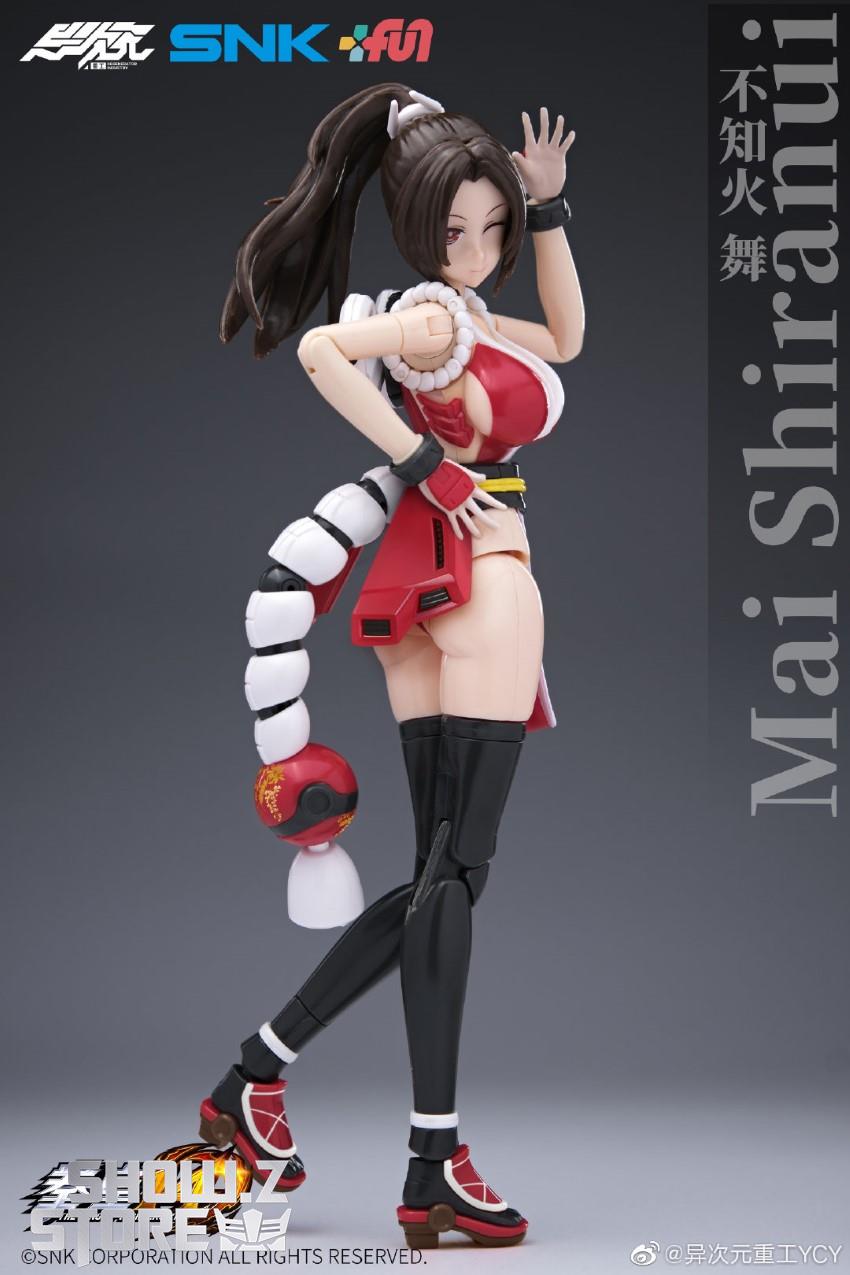 Mai Shiranui in dynamic fighting stance with accessory details Mai Shiranui in dynamic fighting stance with accessory details