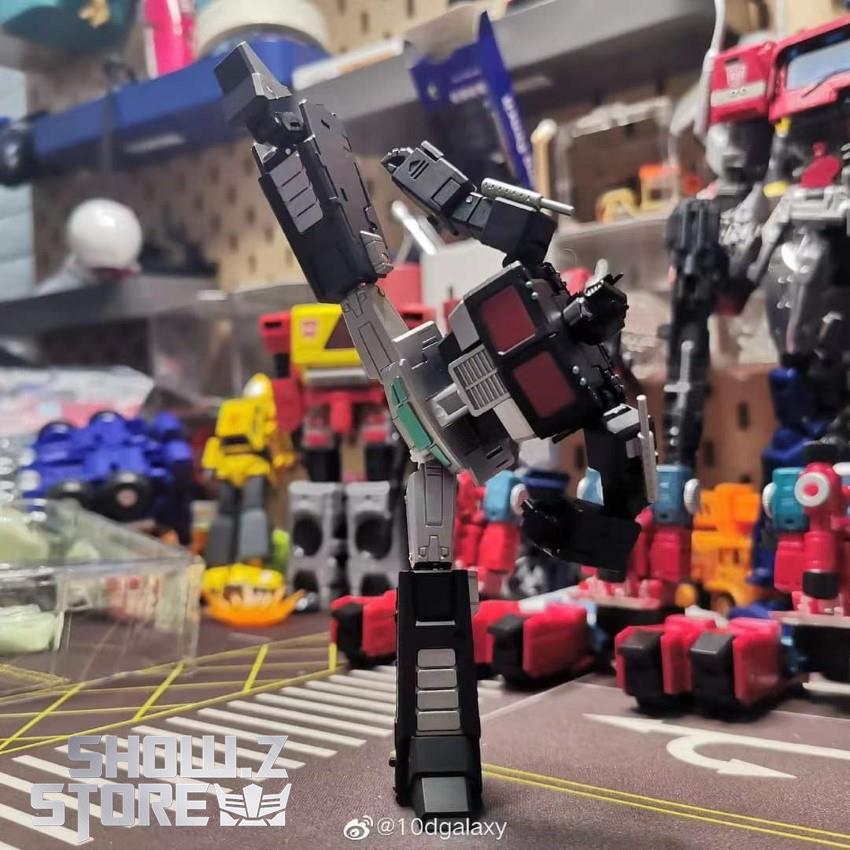 Magic Square Nemesis Prime 2.0 robot form alternate angle Magic Square Nemesis Prime 2.0 robot form alternate angle