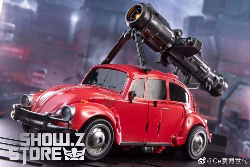 Cyber Era Cliffjumper robot vehicle form comparison display Cyber Era Cliffjumper robot vehicle form comparison display