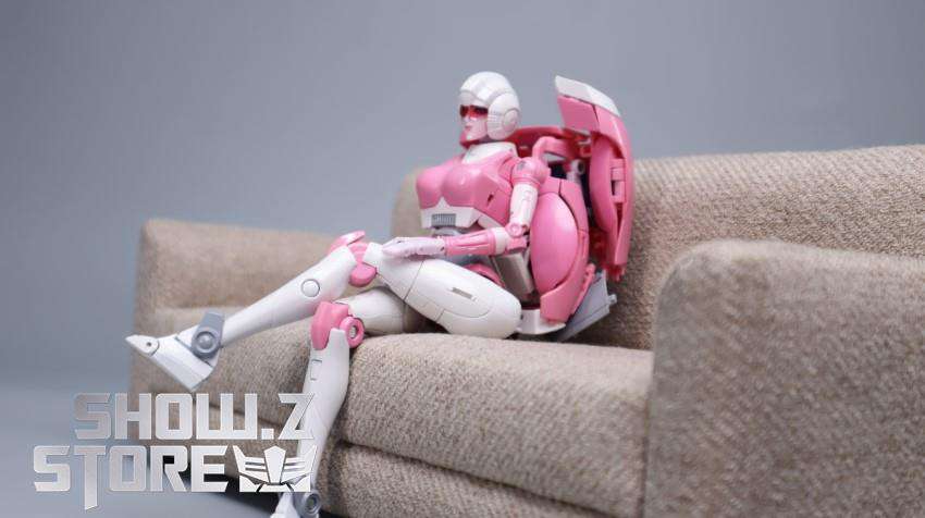 Rose & Toys Robot Rose Arcee reclined pose extended leg display Rose & Toys Robot Rose Arcee reclined pose extended leg display