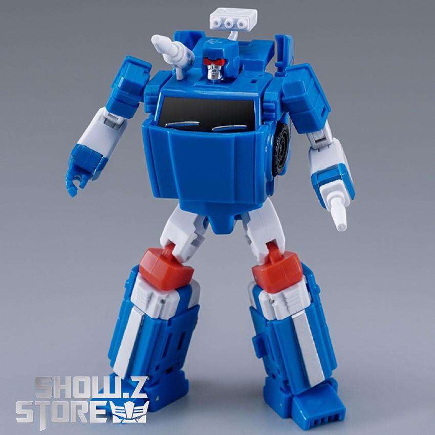 MechFansToys Prophet Trailbreaker blue white robot upright standing MechFansToys Prophet Trailbreaker blue white robot upright standing