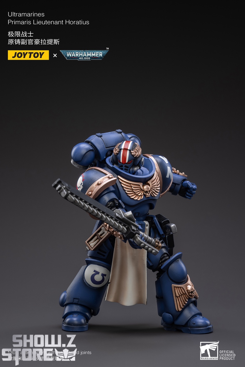 Horatius action pose chainsword alternate weapon options display Horatius action pose chainsword alternate weapon options display