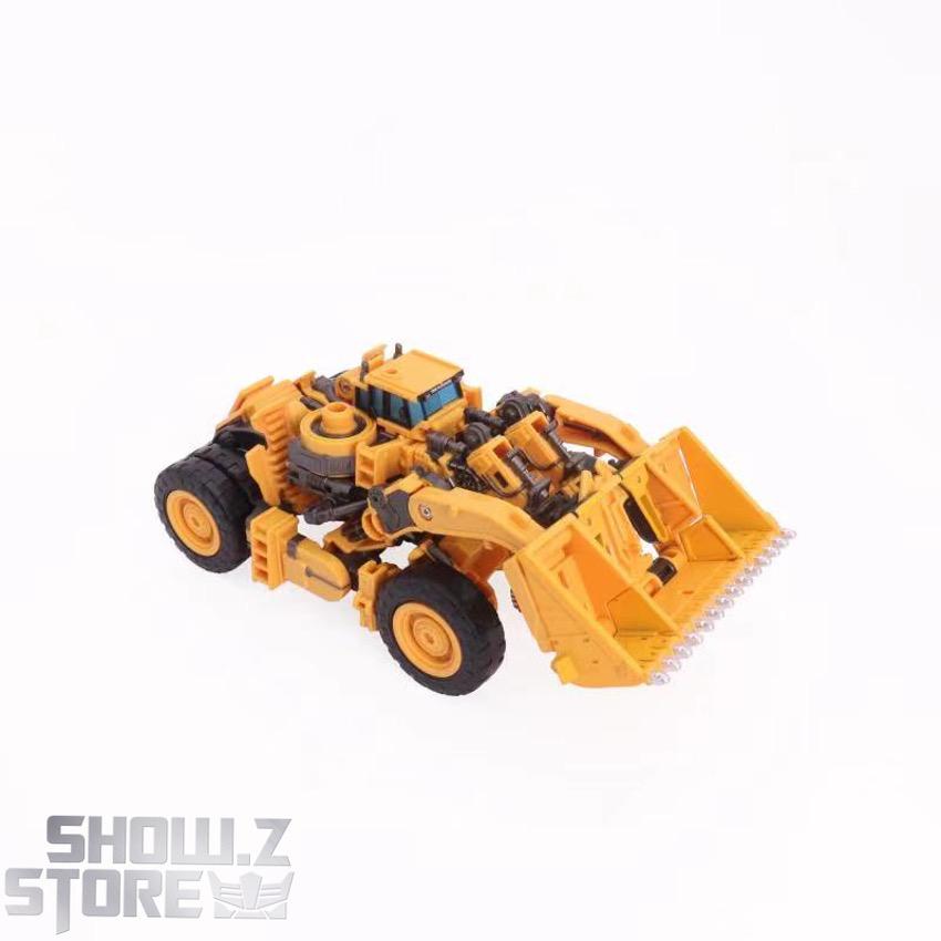 MT-06 Scrapper vehicle mode yellow construction equipment display MT-06 Scrapper vehicle mode yellow construction equipment display