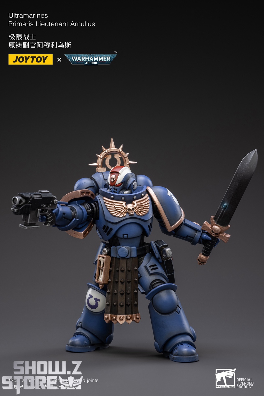 Primaris Lieutenant Amulius weapons pistol blade ready display Primaris Lieutenant Amulius weapons pistol blade ready display