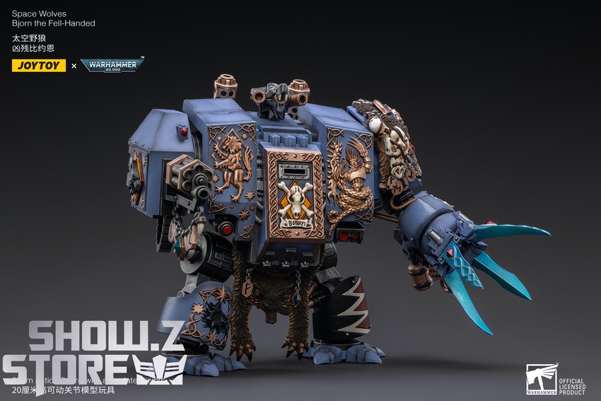 JoyToy Bjorn Fell-Handed front angle combat ready display JoyToy Bjorn Fell-Handed front angle combat ready display