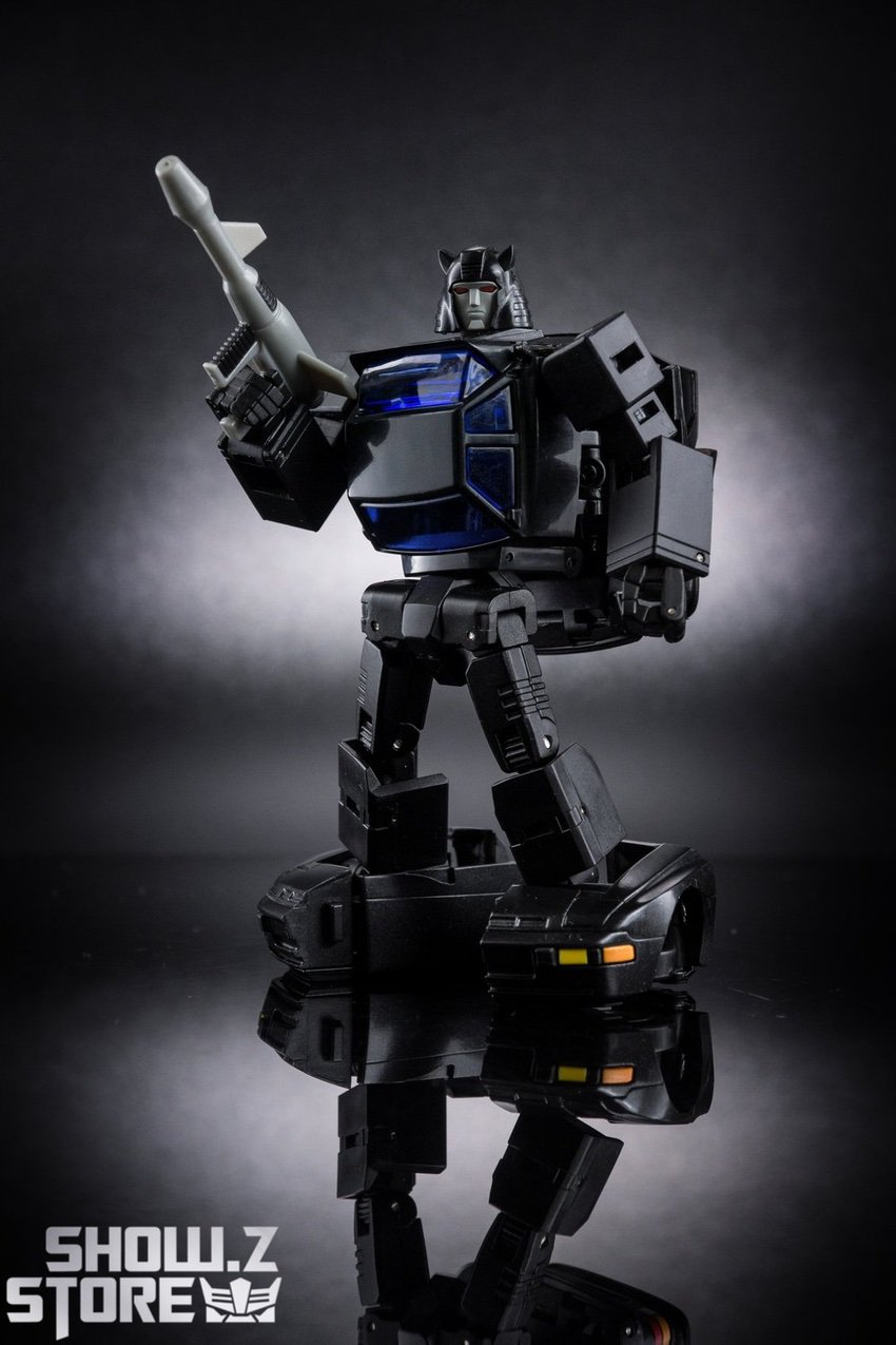 Black clone Cliffjumper robot articulation Black clone Cliffjumper robot articulation