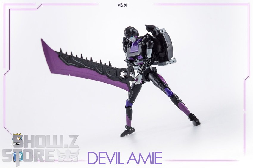 Dr.Wu Mechanic Toys Amie Arcee Hunter Devil purple robot Dr.Wu Mechanic Toys Amie Arcee Hunter Devil purple robot