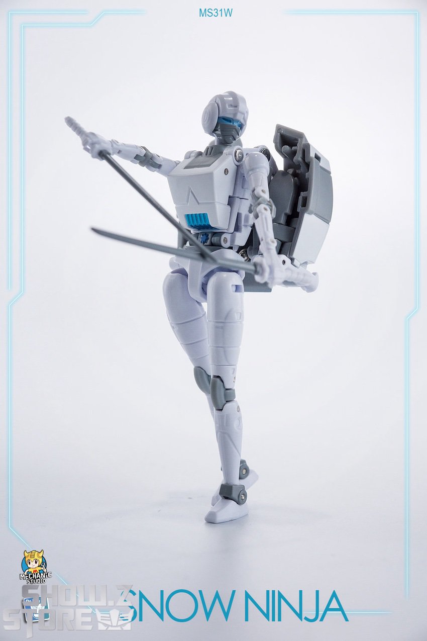 Dr.Wu Snow Ninja Arcee white robot dual blue katana swords Dr.Wu Snow Ninja Arcee white robot dual blue katana swords