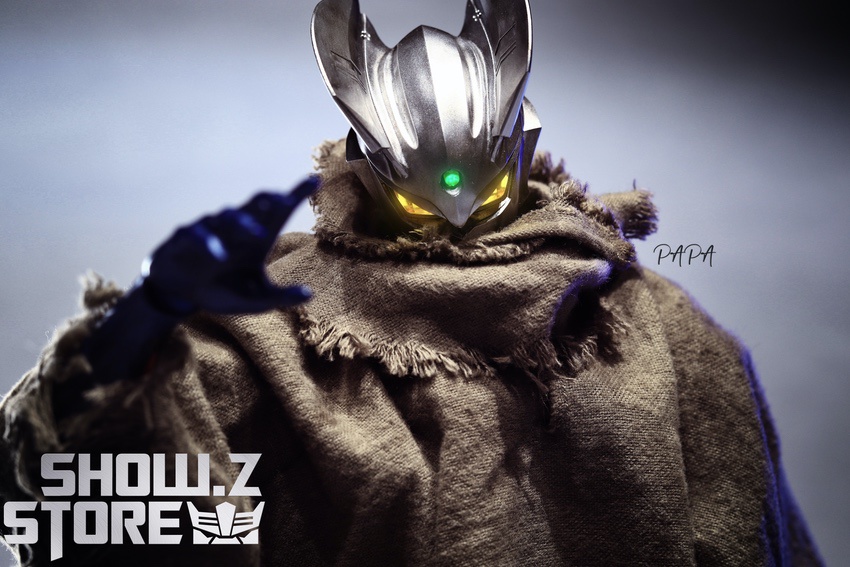ThreezeroX Ultraman Zero cape armor costume detail display ThreezeroX Ultraman Zero cape armor costume detail display