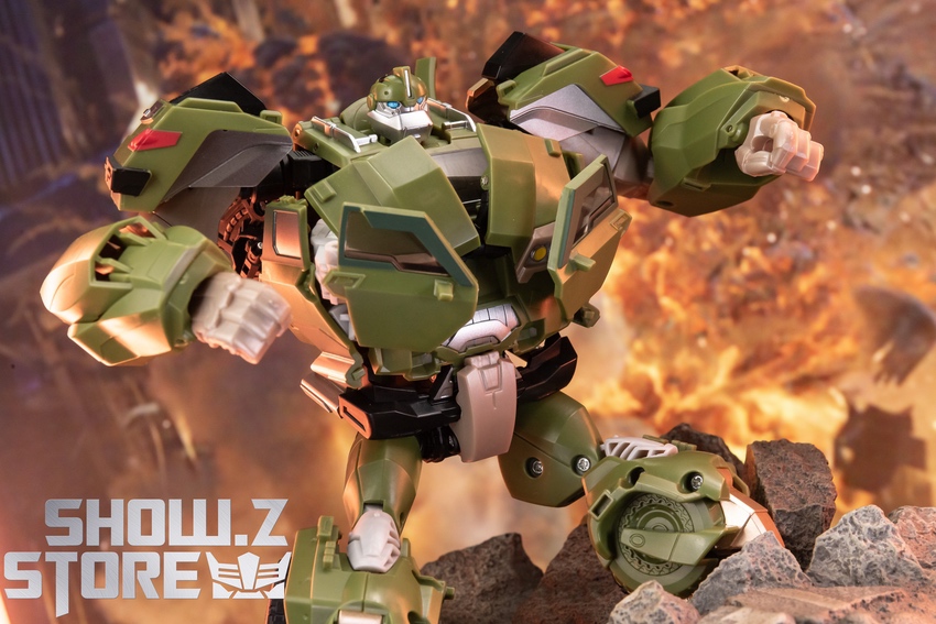 AC-01 Bulkhead robot green armor tactical fighting pose AC-01 Bulkhead robot green armor tactical fighting pose