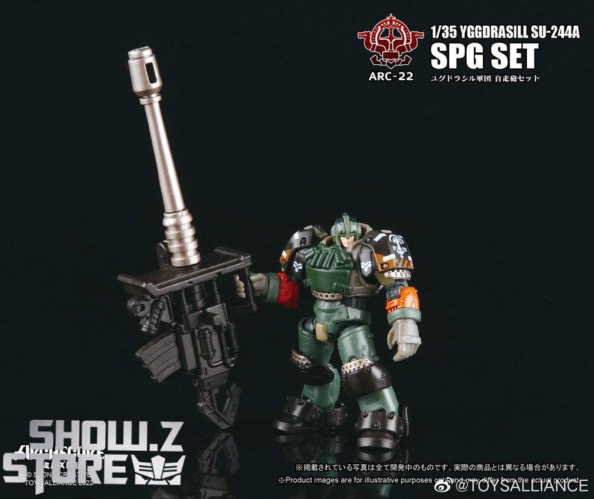 SU-244A SPG tank robot figure firing orange projectile display SU-244A SPG tank robot figure firing orange projectile display