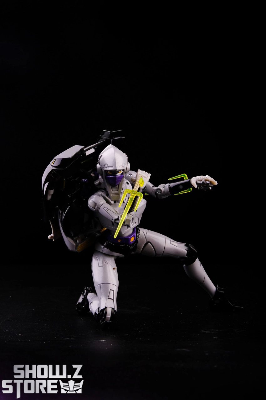 Rose & Toys Nightbird white gold armor cat ears side standing Rose & Toys Nightbird white gold armor cat ears side standing