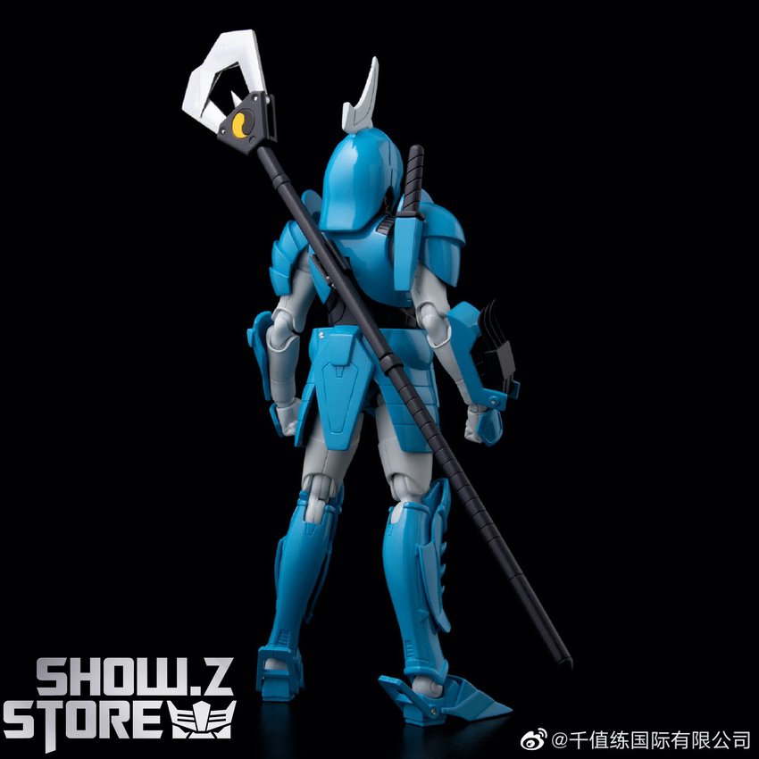 Cye character blue armor white shoulder pauldrons displayed standing Cye character blue armor white shoulder pauldrons displayed standing
