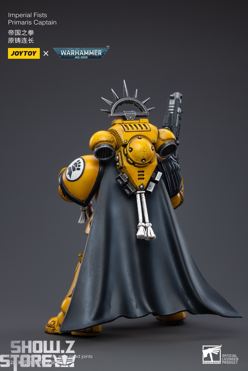 JoyToy Primaris Captain rear angle skull emblem cape display JoyToy Primaris Captain rear angle skull emblem cape display