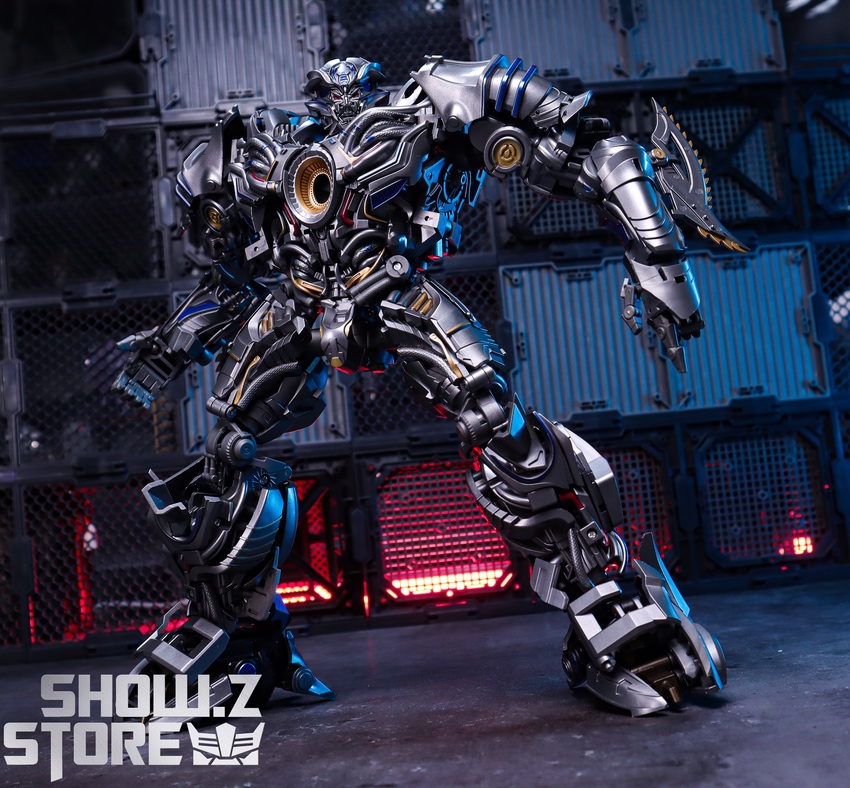 Nero Galvatron armored figure side profile articulation colors display Nero Galvatron armored figure side profile articulation colors display