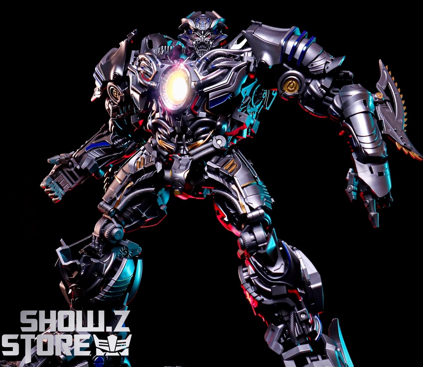 Nero Galvatron mech three-quarter angle black blue armor design Nero Galvatron mech three-quarter angle black blue armor design